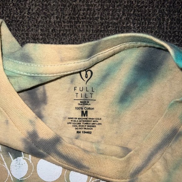 Cropped Top - Picture 2 of 2